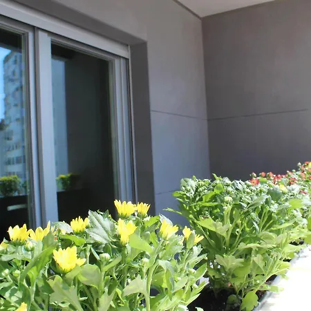 Lx Art Flats | Flat Two Πανσιόν